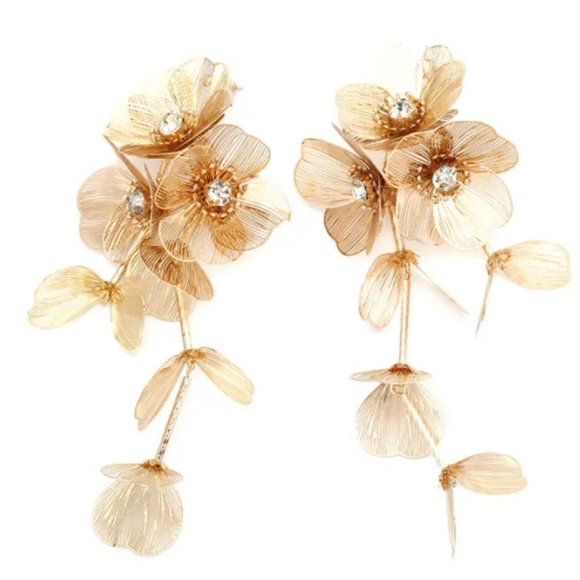 New ZARA cascading flowers golden earrings - Picture 3 of 15